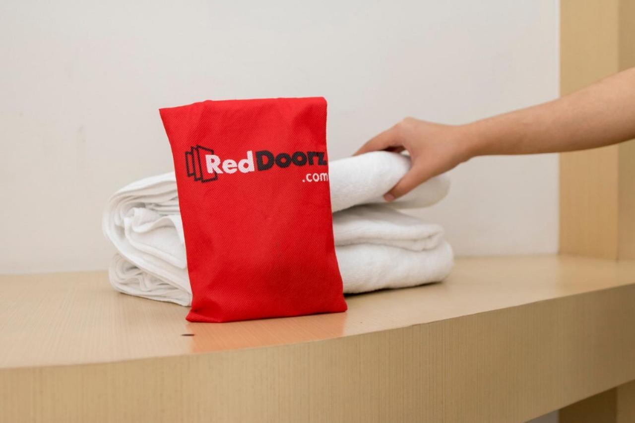 Reddoorz Near Velodrome Malang 2 Hotel Ngadipuro Exterior photo
